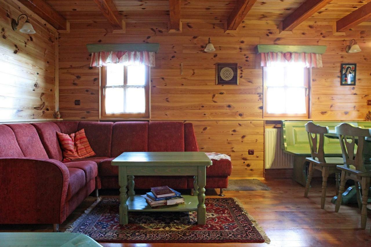Natural Wooden Sweetheart Padeski Vrh ภายนอก รูปภาพ